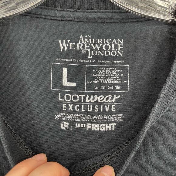 An American Werewolf in London Tshirt Size Large Black Moon 90s Y2k Spooky - Picture 3 of 16